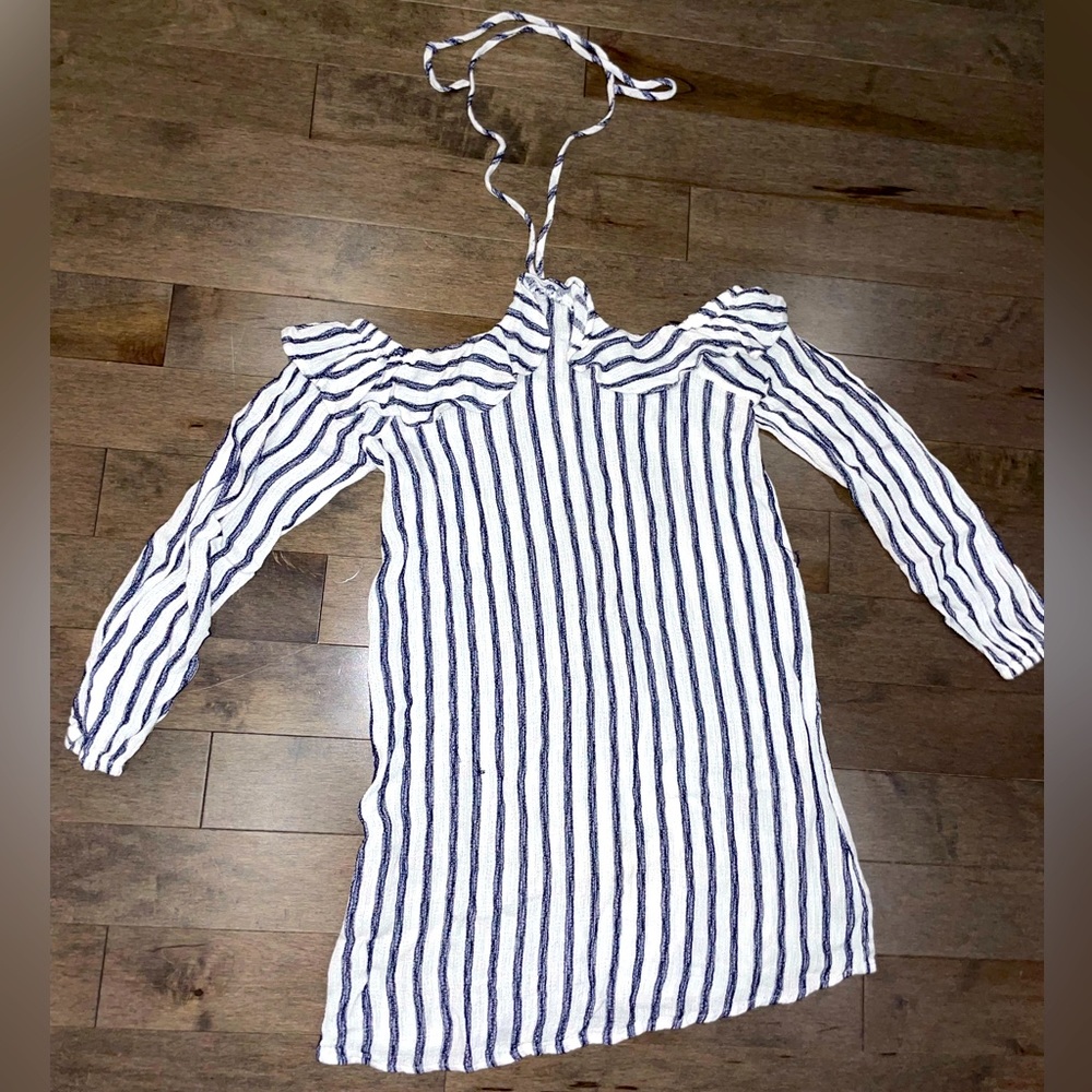 Halter Neck Long-Sleeve Short Dress